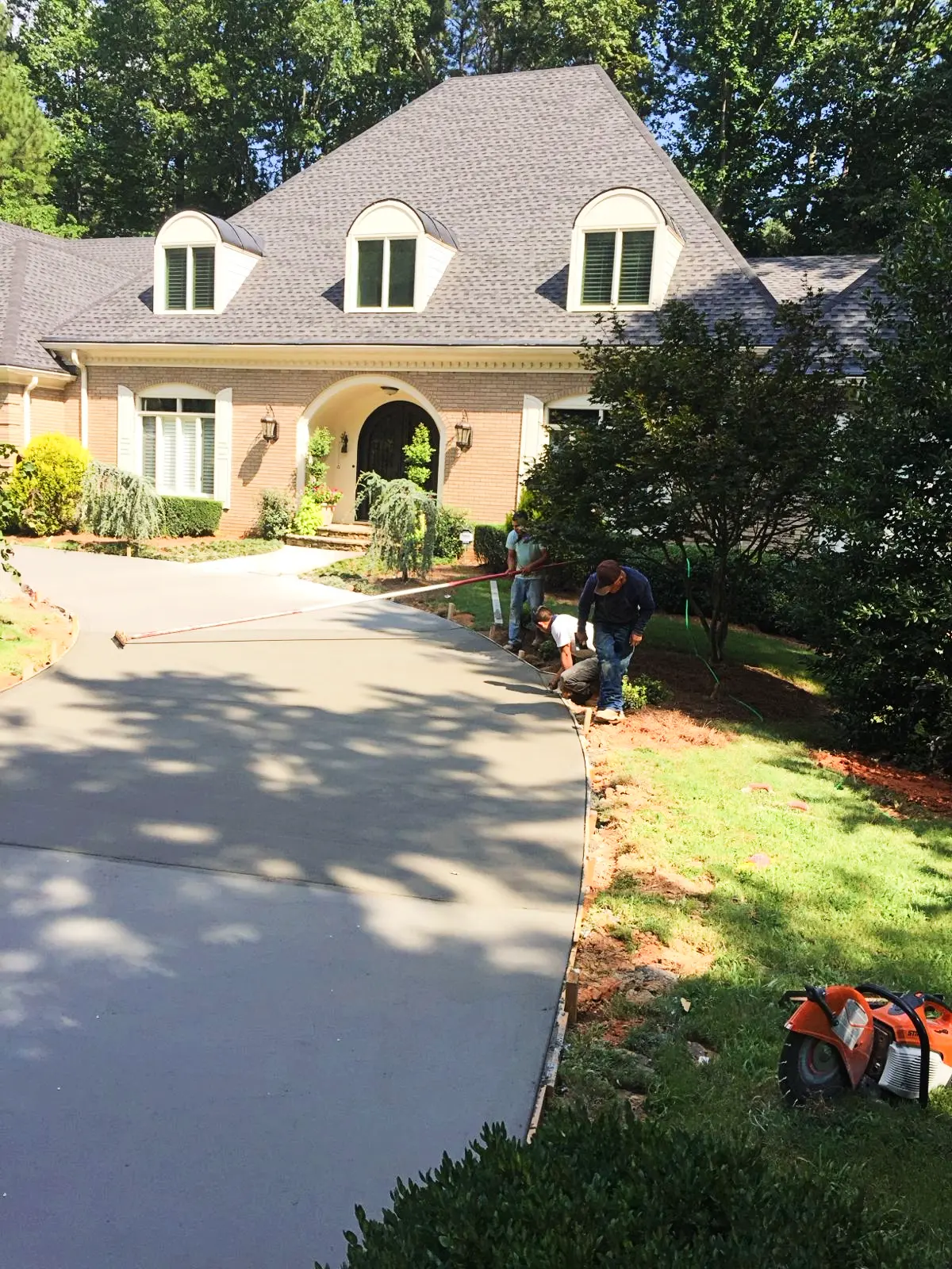 Driveway Poured To Perfection